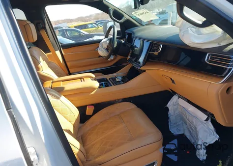 2022 Jeep Grand Wagoneer Series Iii 4X4 from USA, damaged, VIN 1C4SJVGJ1NS119074